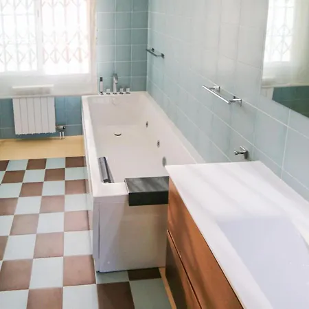 Ferienhaus Casa Con Piscina Privada Sant Cebrià de Vallalta