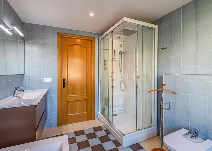 Casa Con Piscina Privada * Sant Cebrià de Vallalta